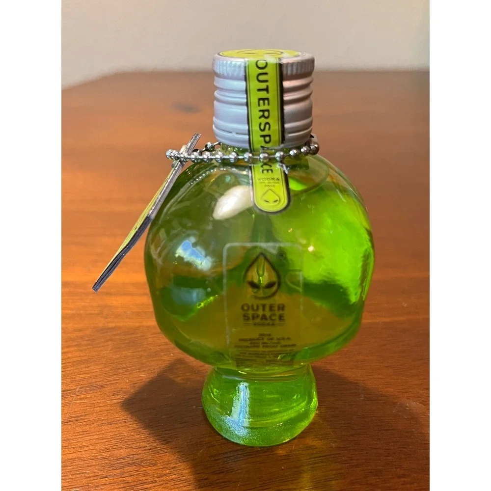 Outer Space Vodka Alien Skull Bottle‎ EMPTY Collectible Display Bottle w/ Tag